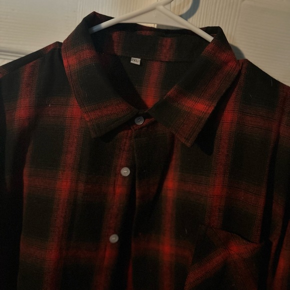 Men’s Plaid Button Up - Picture 2 of 3